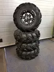 4x110 12" ITP SS212 med 27" Wild Thang däckpaket - ATV / UTV Däckpaket med fälgar - 128897 - 3